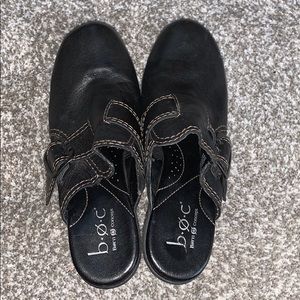 Women’s black Born heels